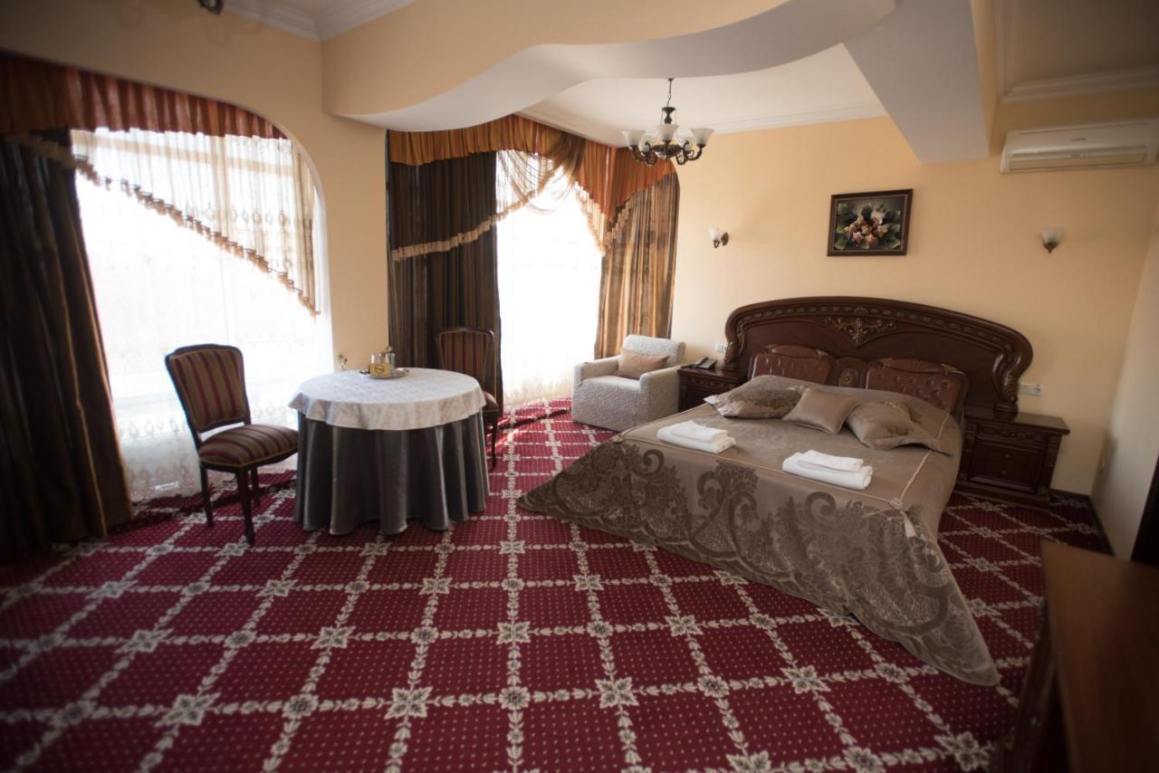 Altin Palace Comrat Zewnętrze zdjęcie